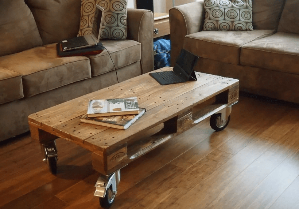 wood-pallet-coffee-table